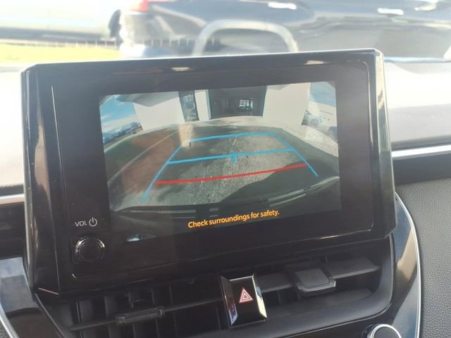 Used 2023 Toyota Corolla LE FWD image 8