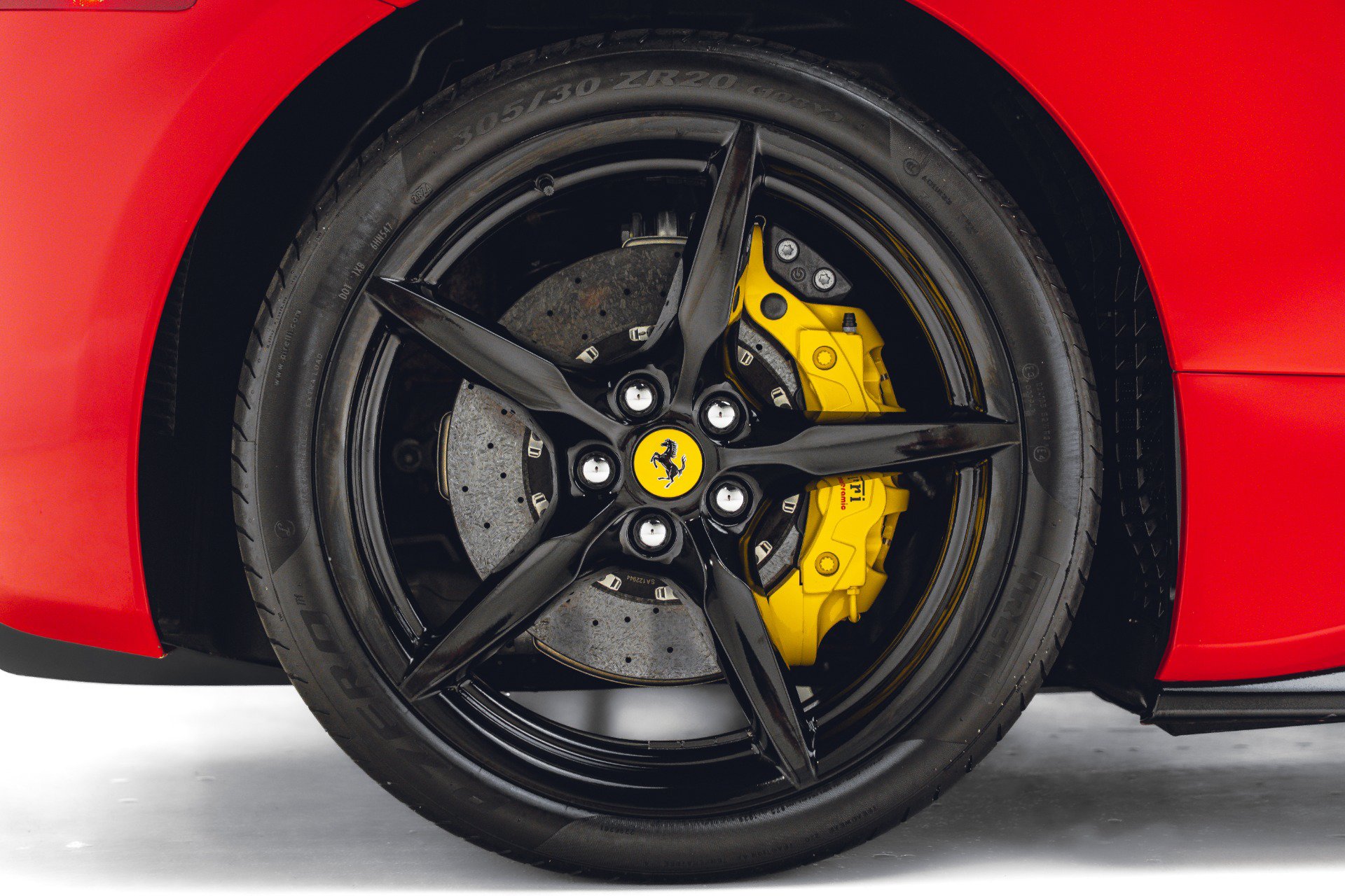 Used 2017 Ferrari 488 GTB RWD image 24