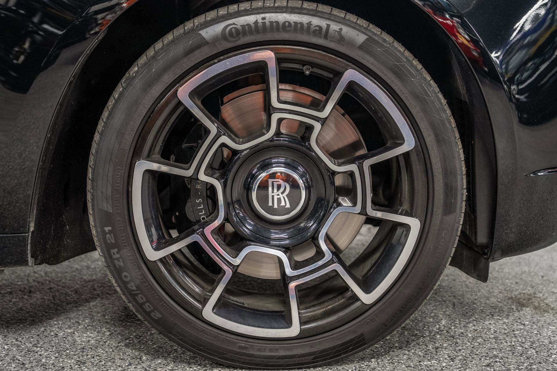 Used 2014 Rolls-Royce Ghost image 43