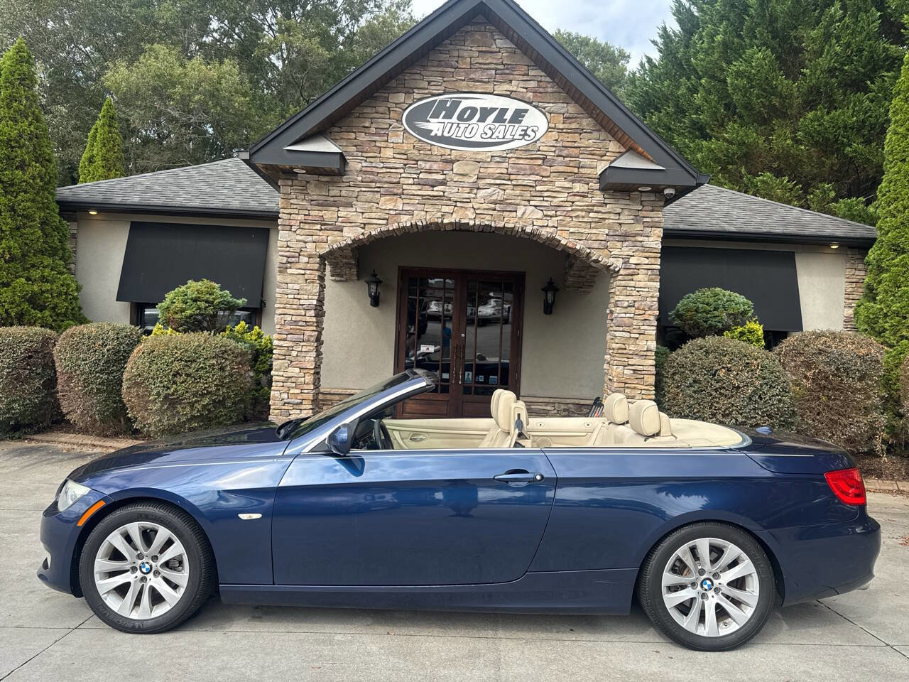 Used 2013 BMW 328i Convertible image 5