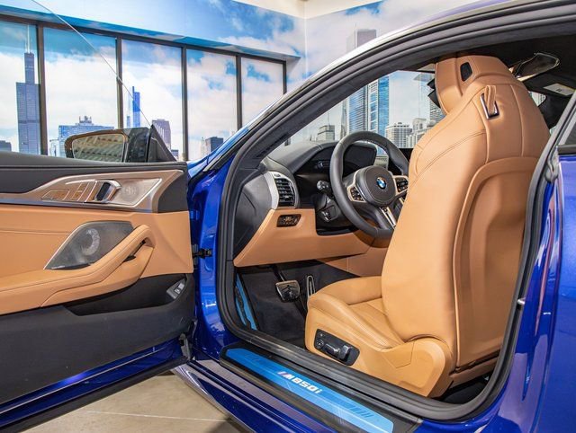 Used 2025 BMW M850i xDrive Coupe image 13
