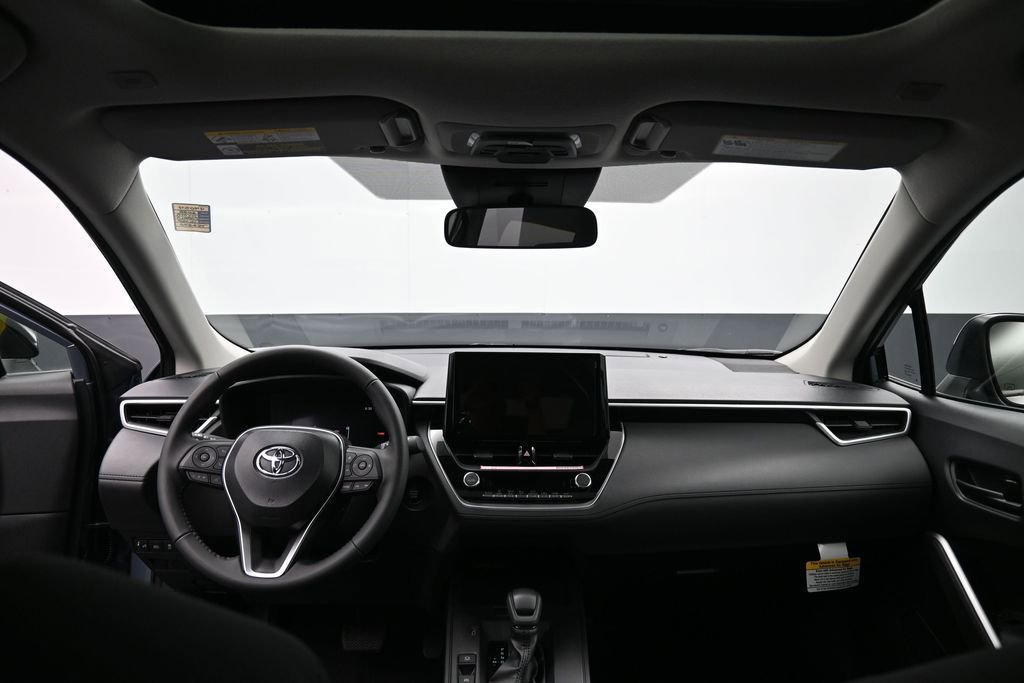 Certified 2026 Toyota Corolla Cross LE w/ Moonroof Package AWD/4WD image 27