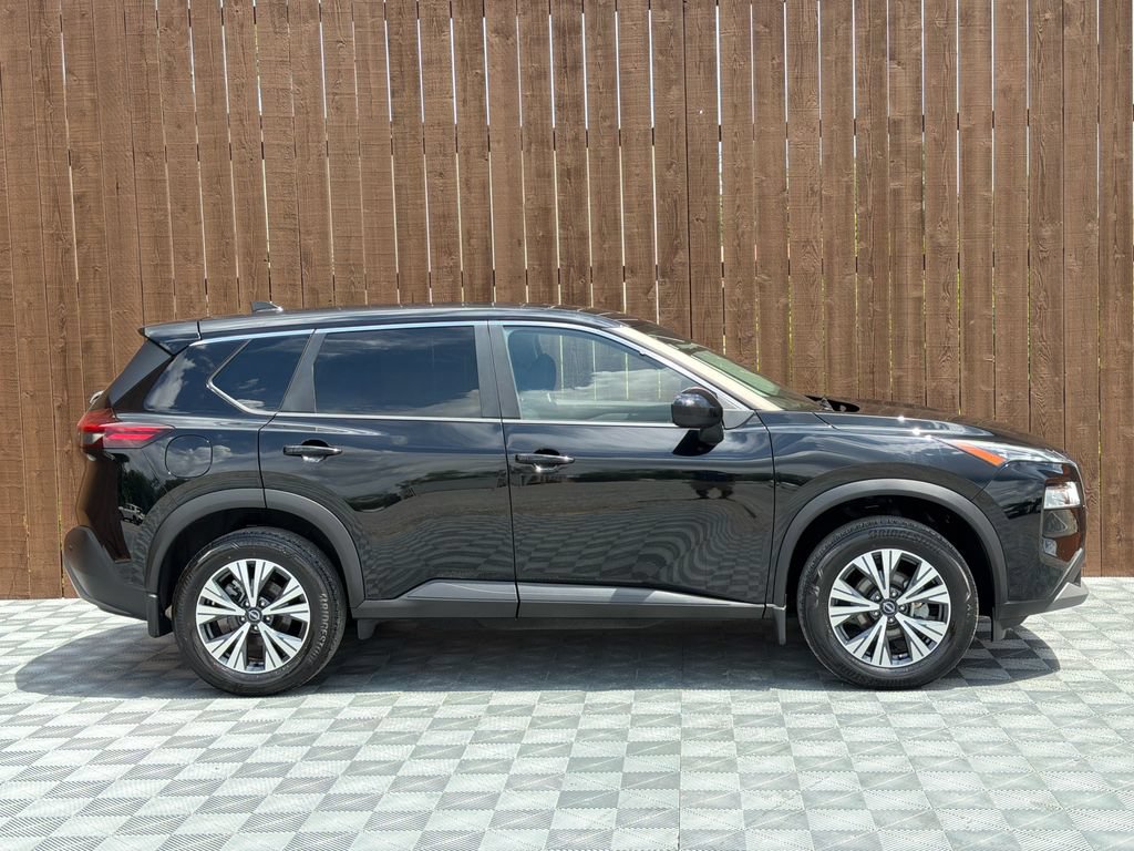 Used 2023 Nissan Rogue SV AWD/4WD image 12