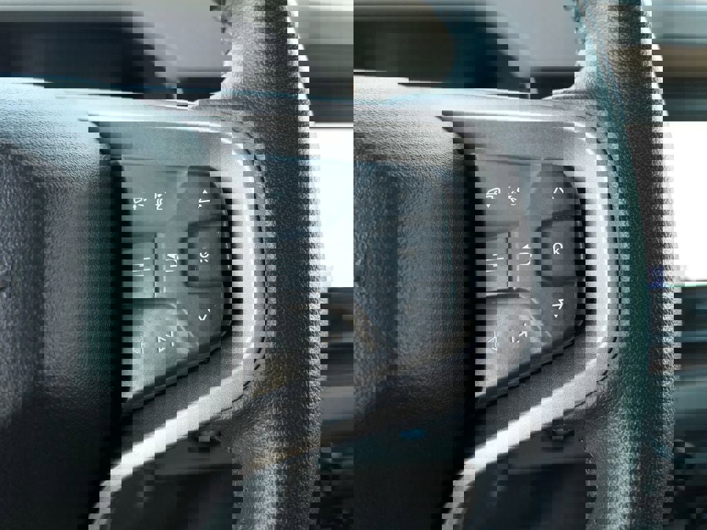 Used 2023 Ford Bronco Badlands image 18