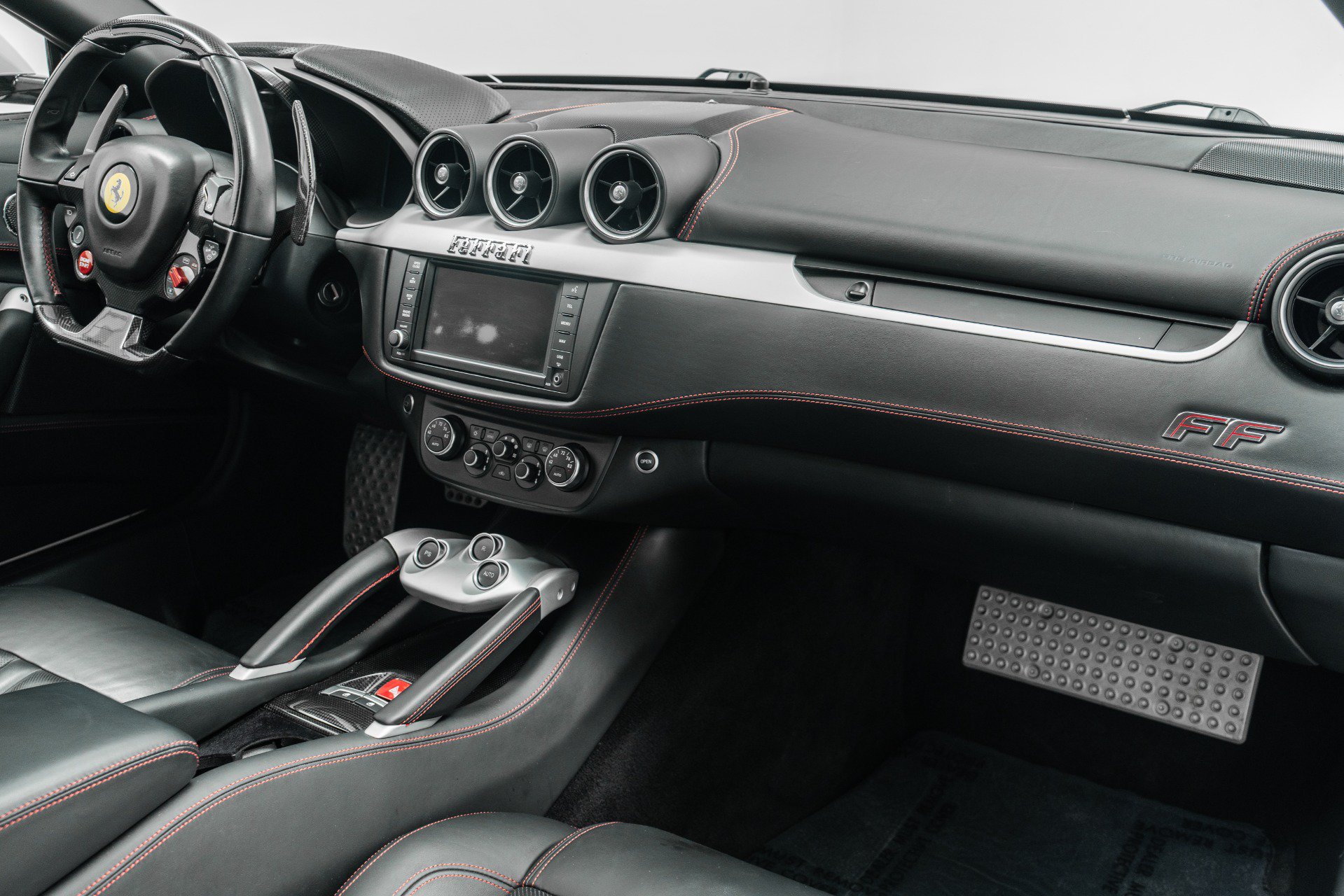 Used 2014 Ferrari FF AWD/4WD image 14
