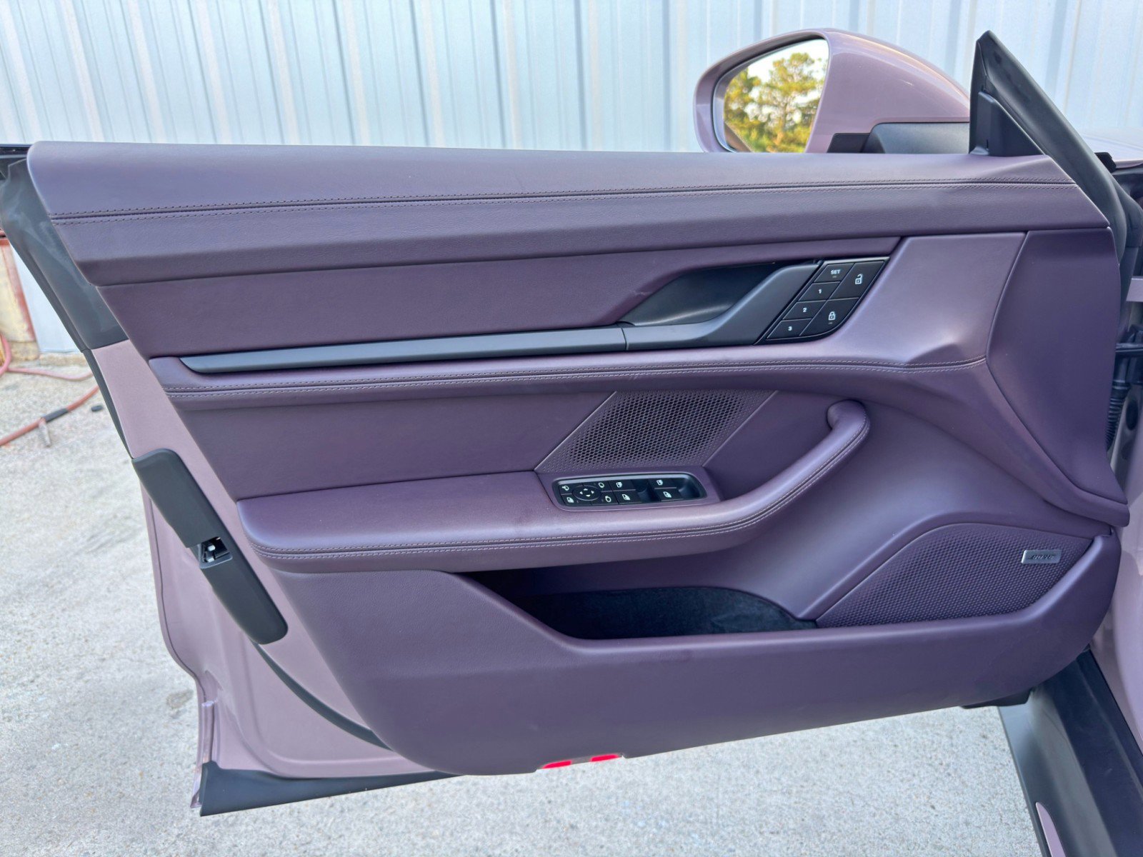Used 2024 Porsche Taycan image 45