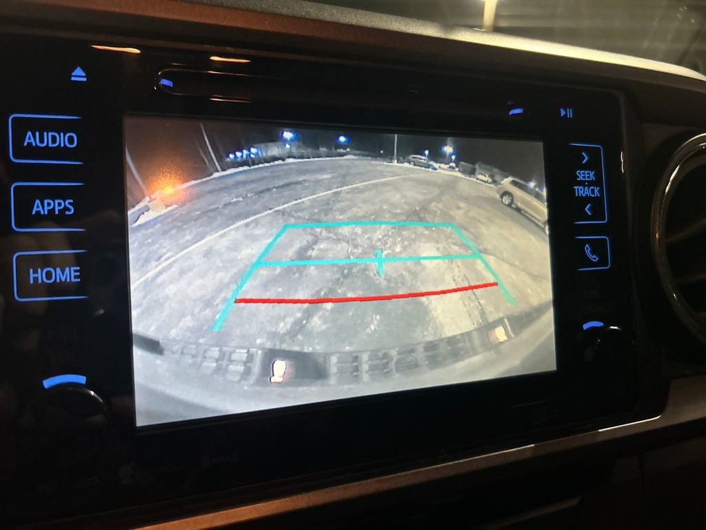 Used 2018 Toyota Tacoma TRD Off-Road image 14