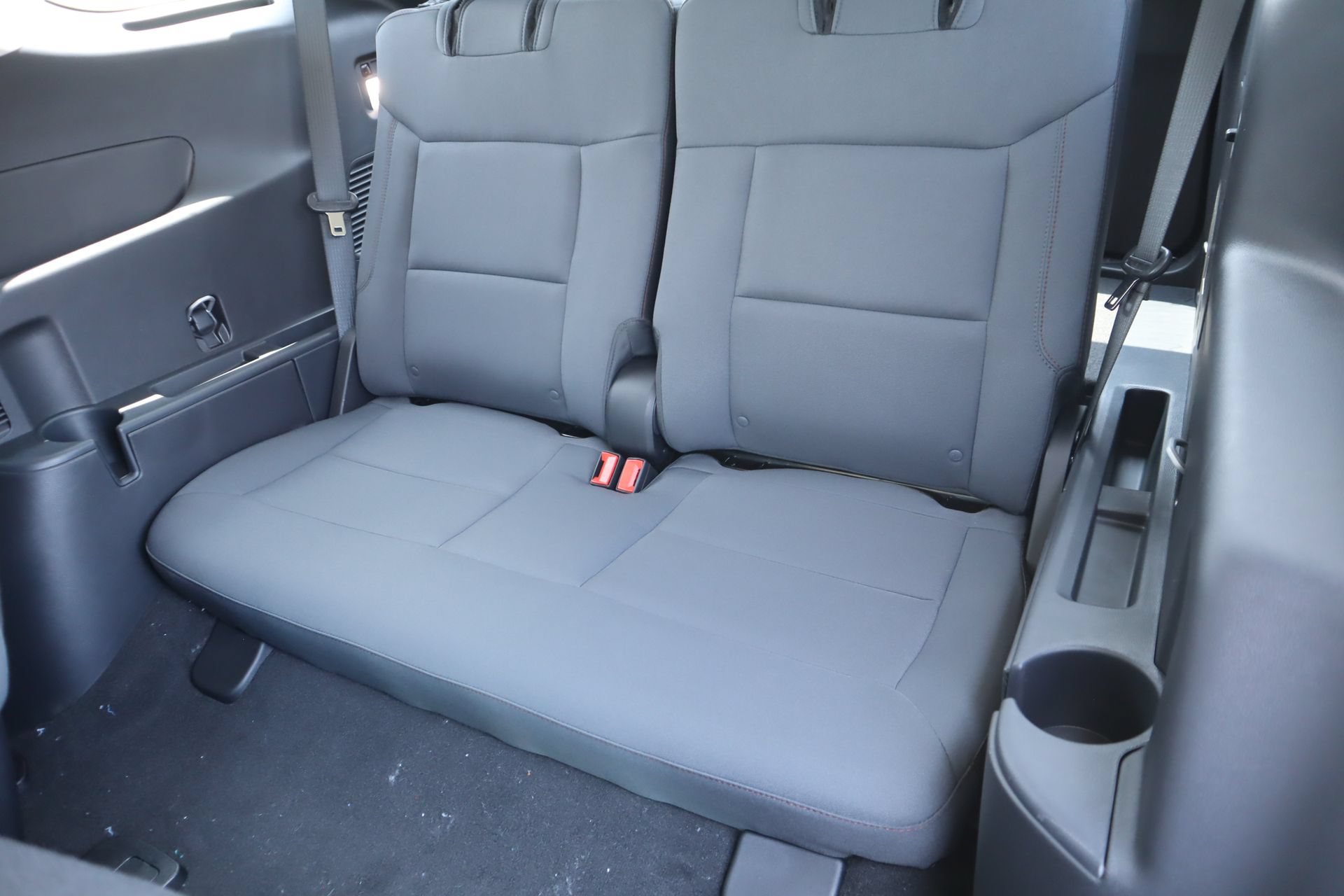 New 2026 Ford Explorer Active RWD image 11