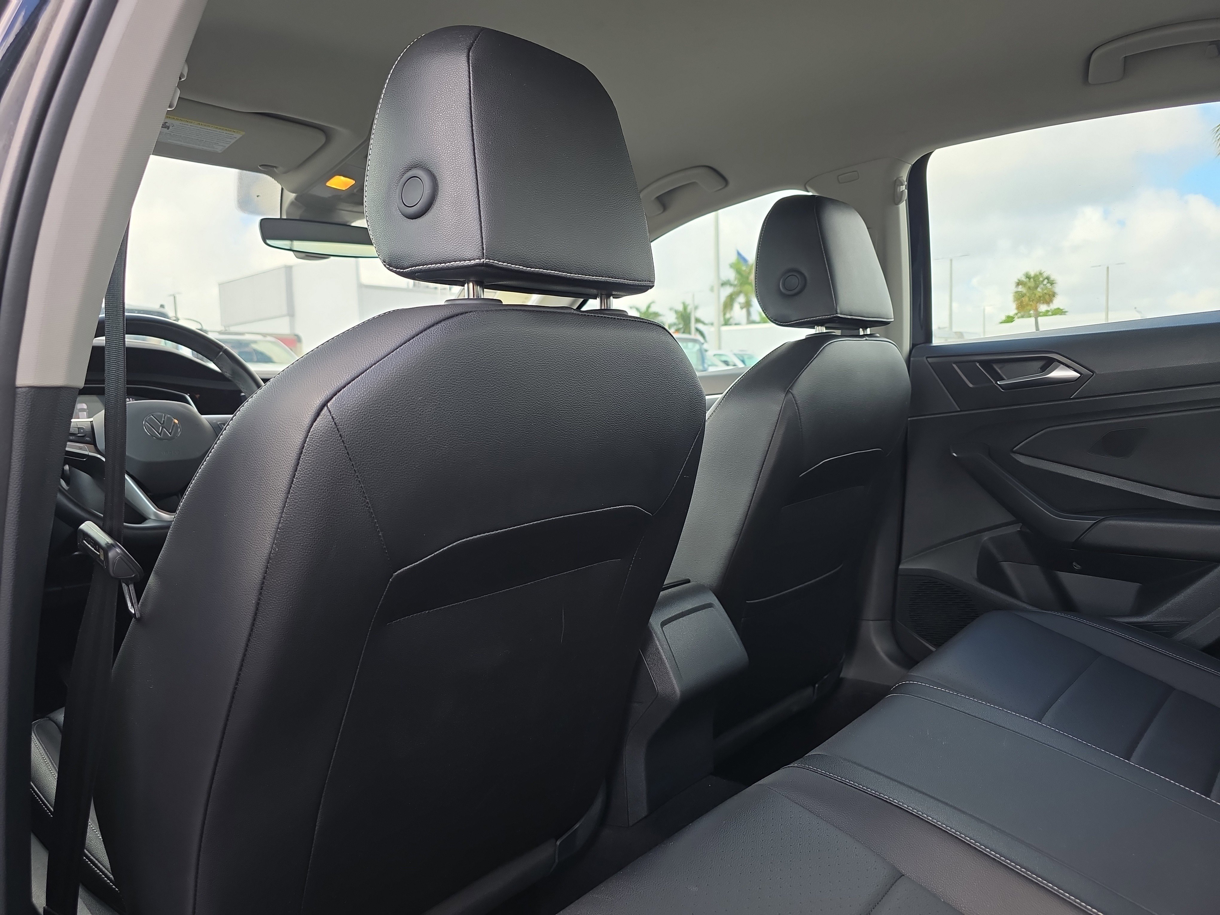 Used 2024 Volkswagen Jetta SE image 57