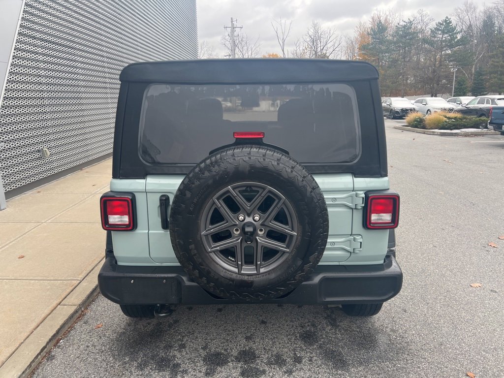 Used 2024 Jeep Wrangler Sport S image 33