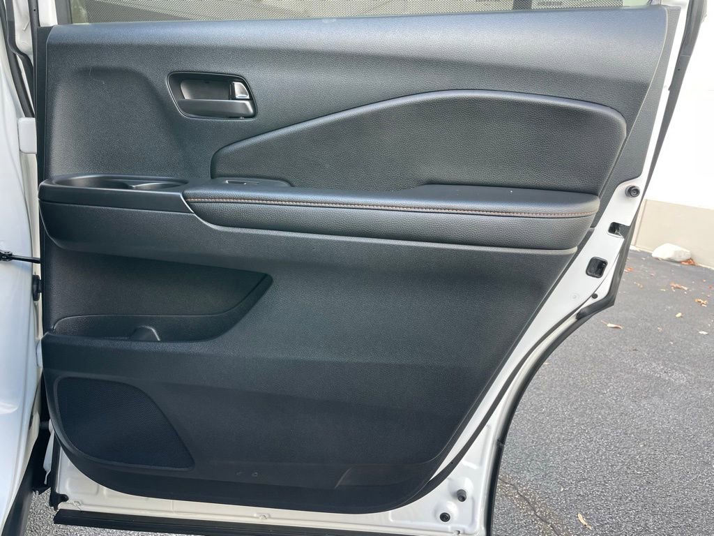 Certified 2023 Honda Passport TrailSport image 33