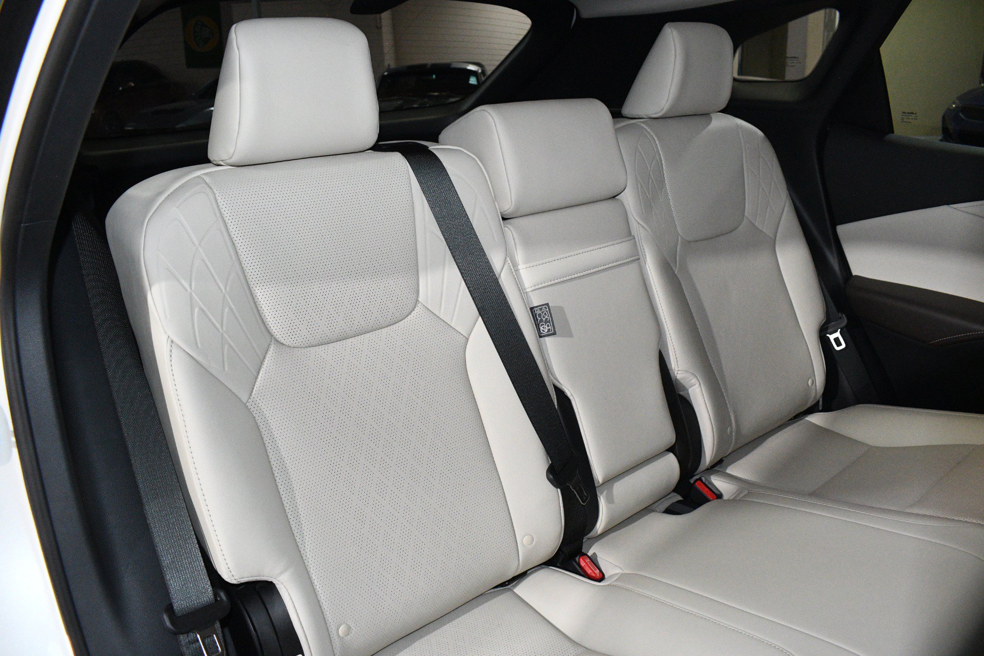 Used 2025 Lexus RX 350 Premium Plus w/ Convenience Package FWD image 18