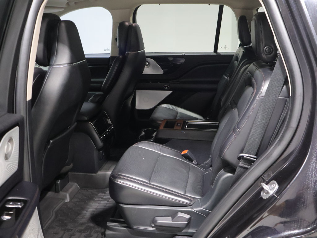 Used 2020 Lincoln Aviator Reserve w/ Equipment Group 202A AWD/4WD image 18