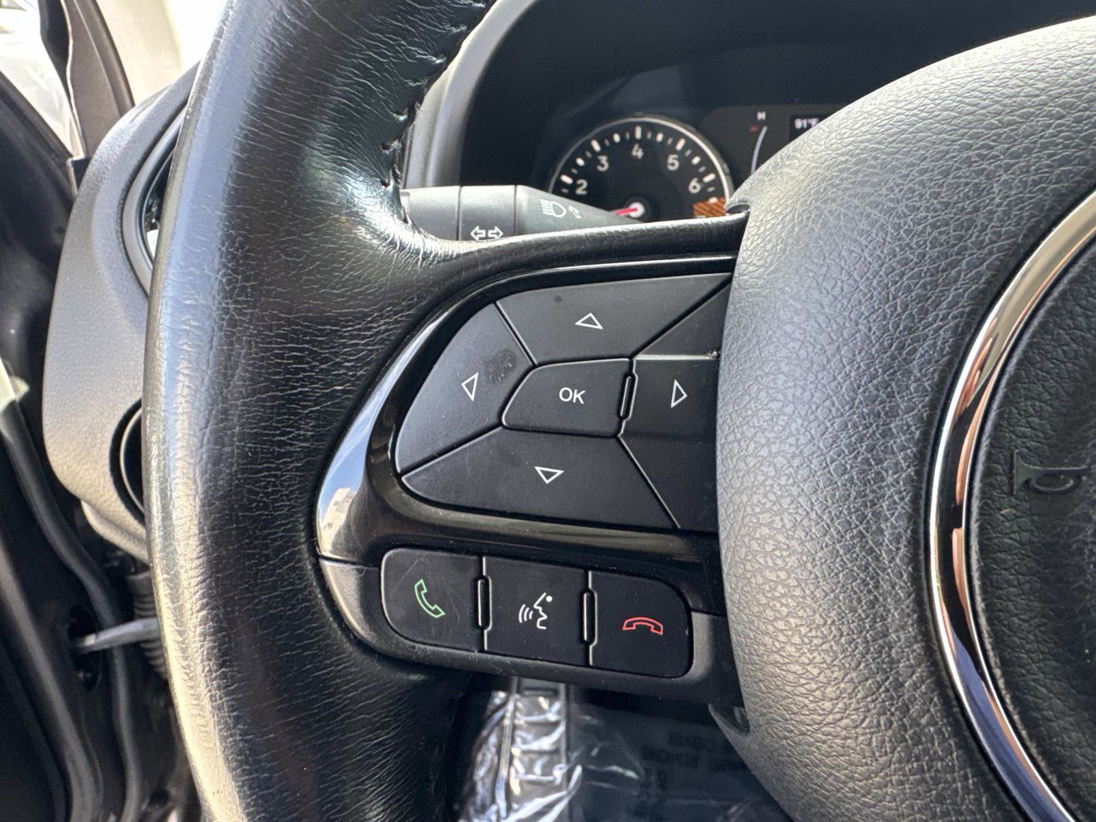 Used 2019 Jeep Renegade Altitude w/ Quick Order Package 2XM image 16