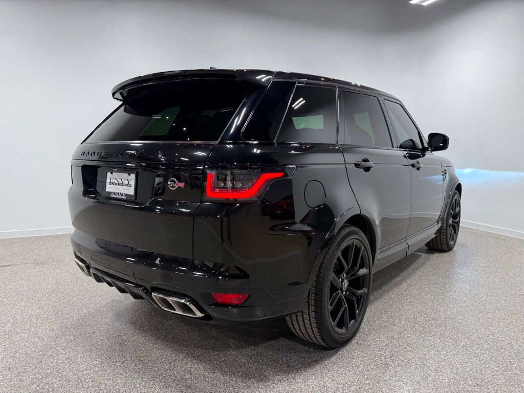 Used 2022 Land Rover Range Rover Sport SVR image 16