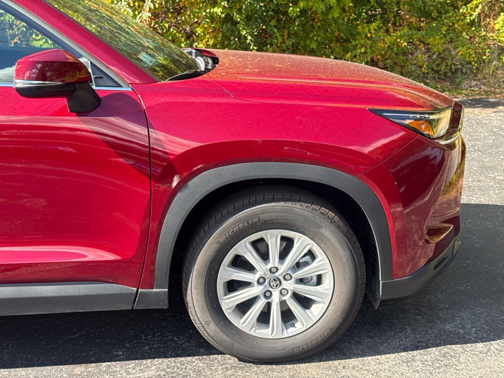 Used 2026 Toyota Grand Highlander AWD image 10