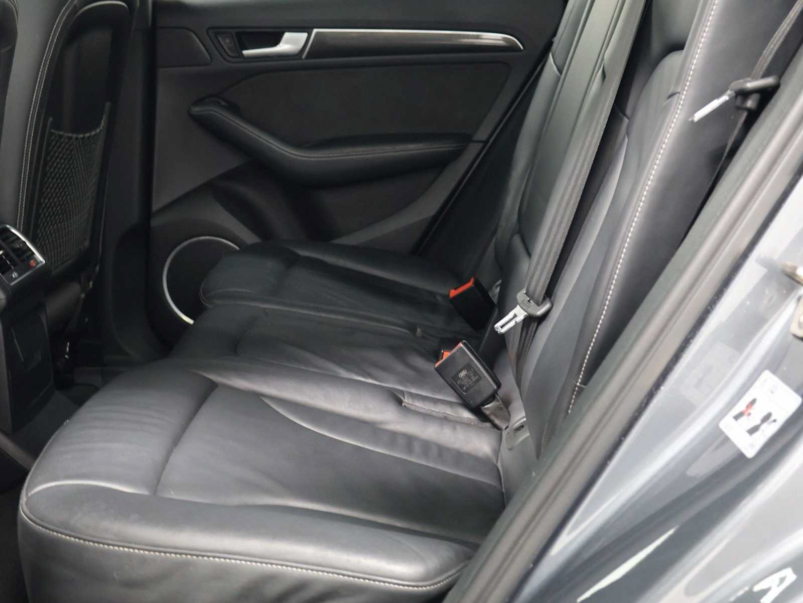 Used 2016 Audi SQ5 Premium Plus w/ Technology Package AWD/4WD image 33