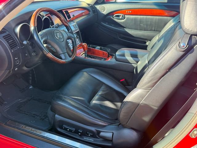 Used 2002 Lexus SC 430 Convertible image 14