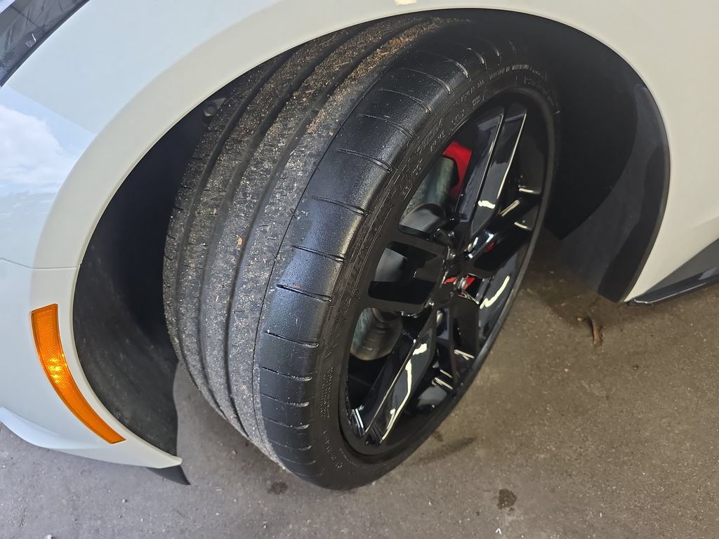 Used 2019 Chevrolet Corvette Stingray Convertible w/ 2LT Preferred Equipment Group RWD image 32