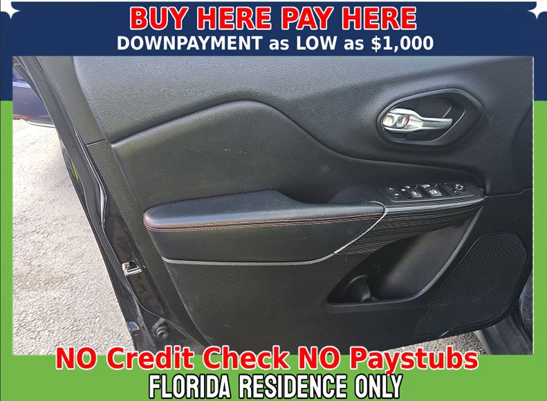 Used 2015 Jeep Cherokee Sport w/ Sport Appearance Group image 9