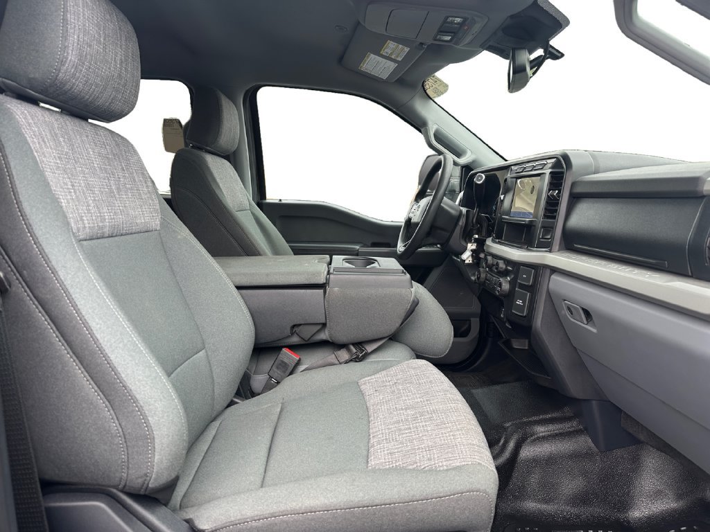 Used 2023 Ford F350 XLT w/ 360-Degree Camera Package AWD/4WD image 16