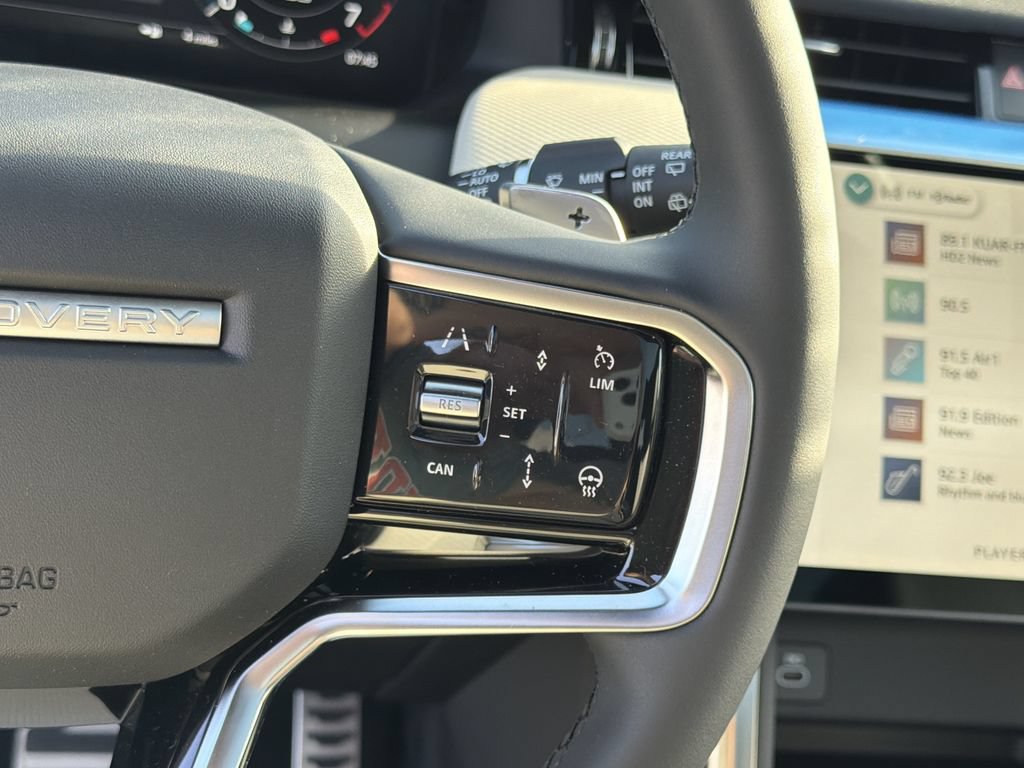 New 2026 Land Rover Discovery Sport Landmark AWD/4WD image 25