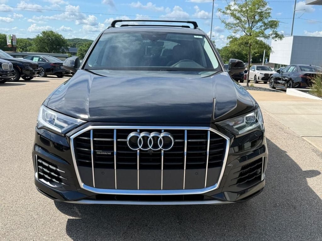 Used 2021 Audi Q7 3.0T Premium AWD/4WD image 9