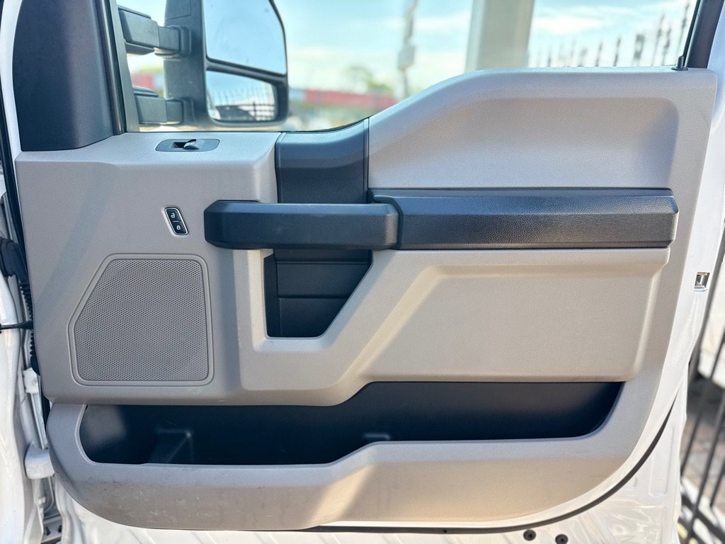 Used 2021 Ford F250 XL w/ Power Equipment Group RWD image 24