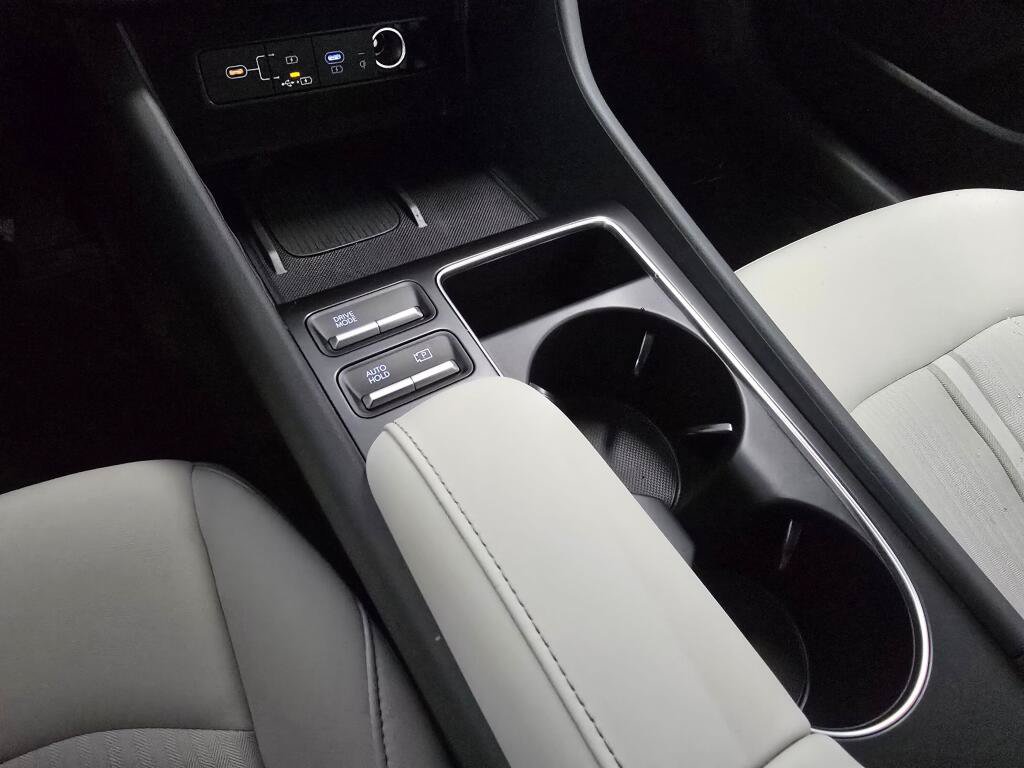 New 2026 Hyundai Sonata SEL AWD/4WD image 32
