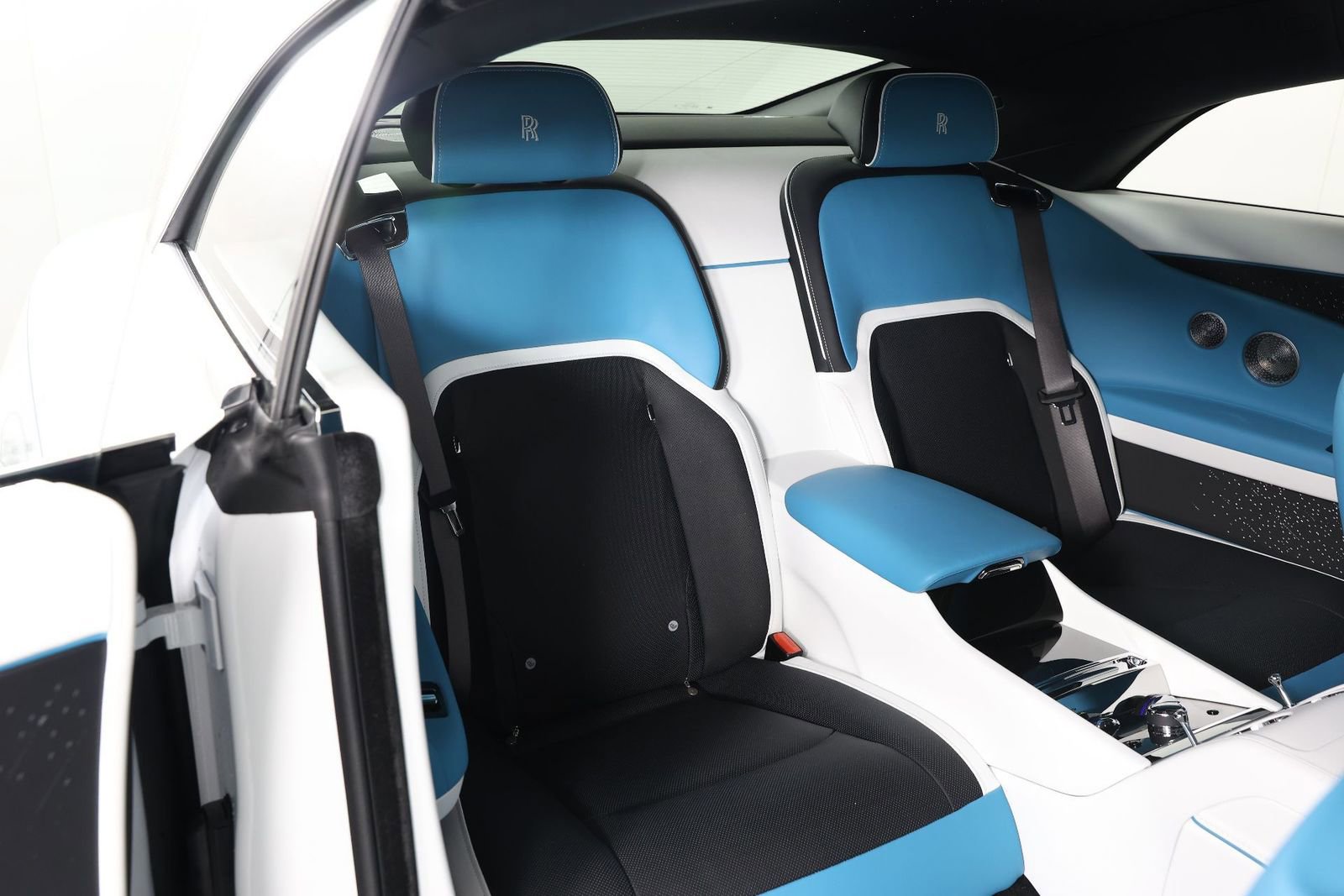 New 2025 Rolls-Royce Spectre w/ Spectre Launch Package AWD/4WD image 34