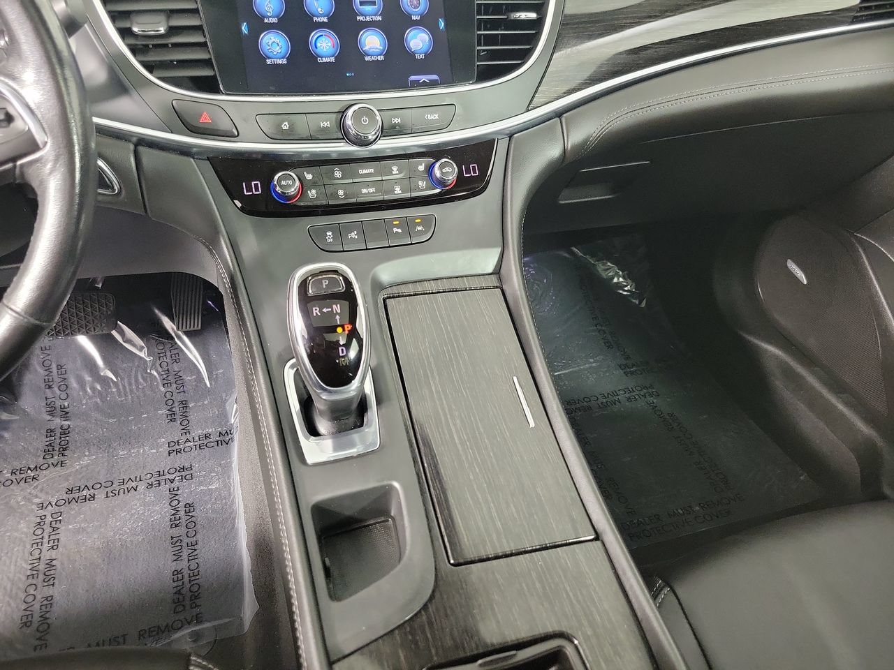 Used 2017 Buick LaCrosse Premium w/ Driver Confidence Package #2 FWD image 19