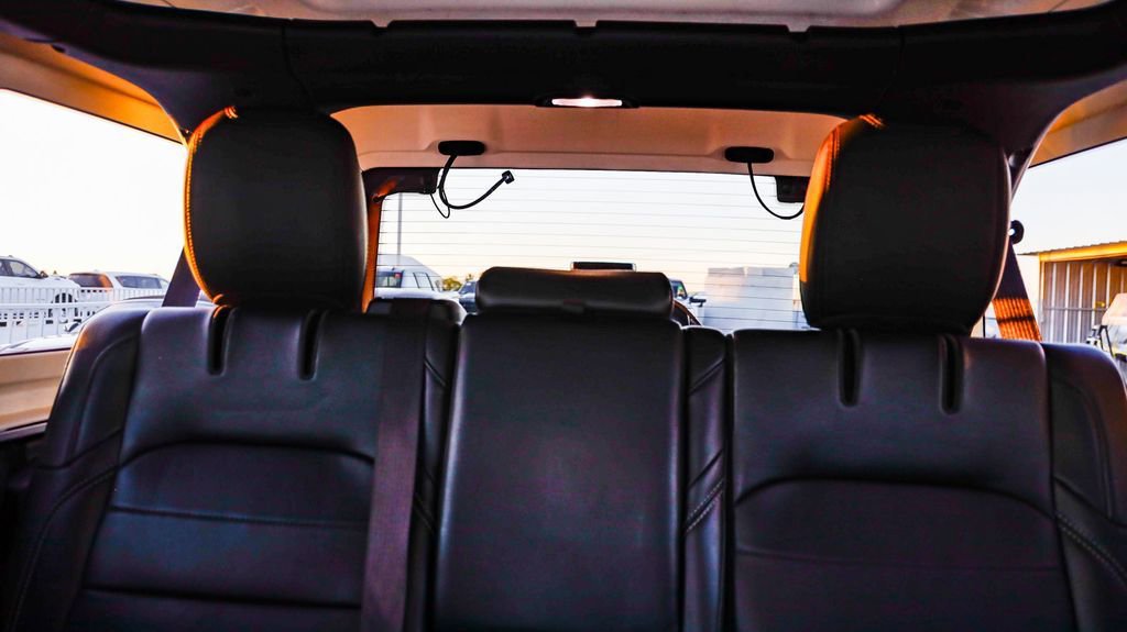Used 2023 Jeep Wrangler Unlimited Sahara image 27