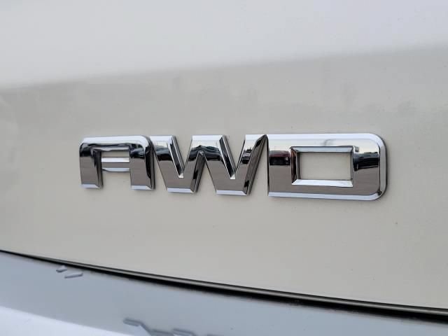 Used 2015 GMC Acadia SLT AWD/4WD image 7
