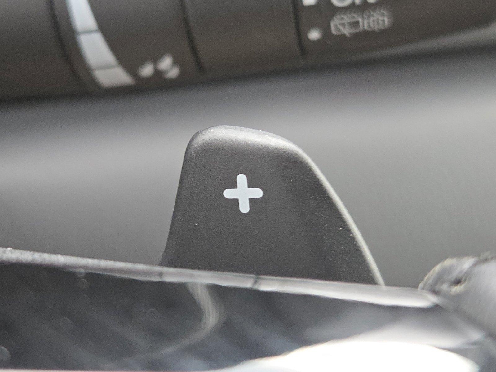 Certified 2025 Honda Pilot EX-L image 10