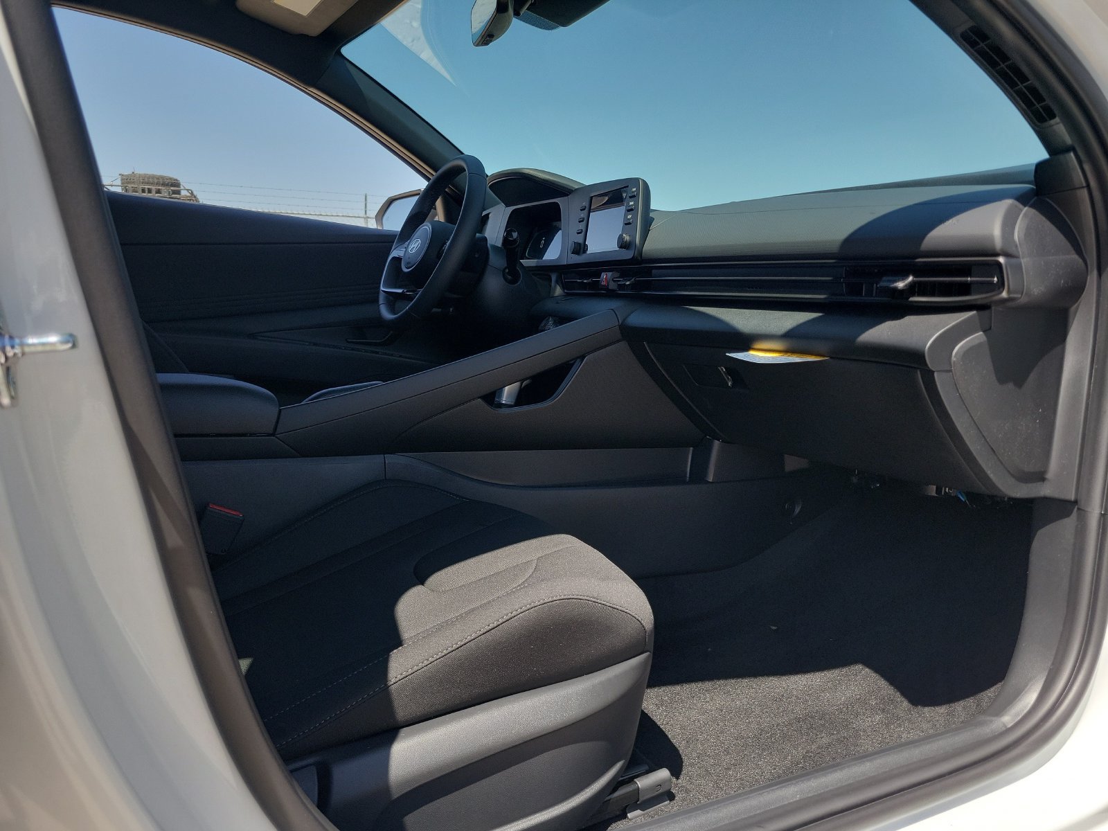 New 2026 Hyundai Elantra Sport FWD image 17