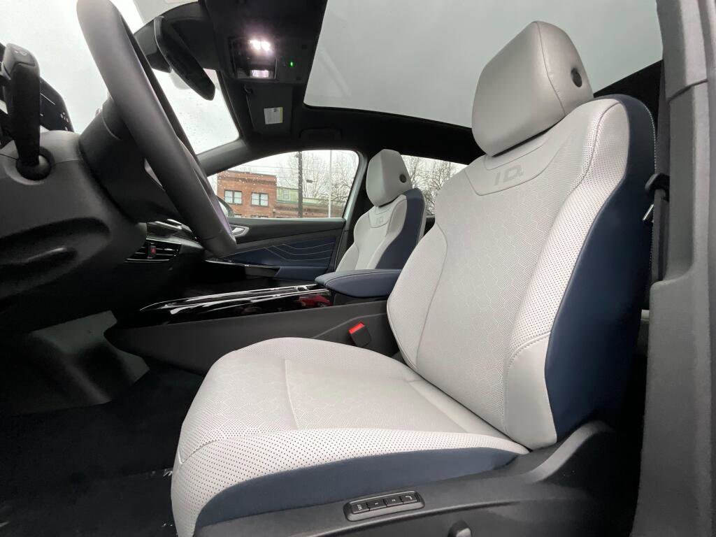 New 2026 Volkswagen ID.4 Pro S Plus image 11
