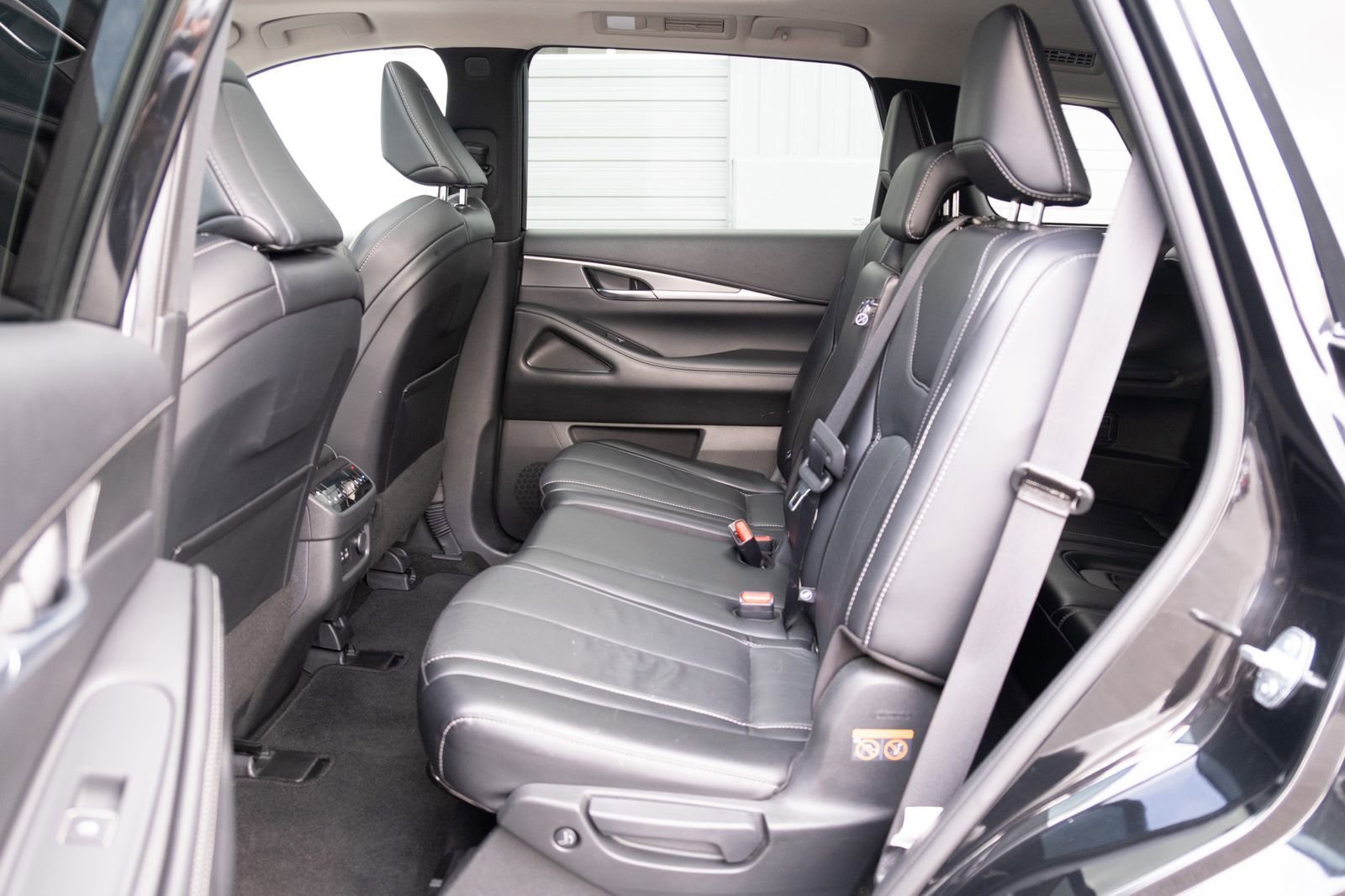 Used 2024 INFINITI QX60 Luxe AWD/4WD image 19