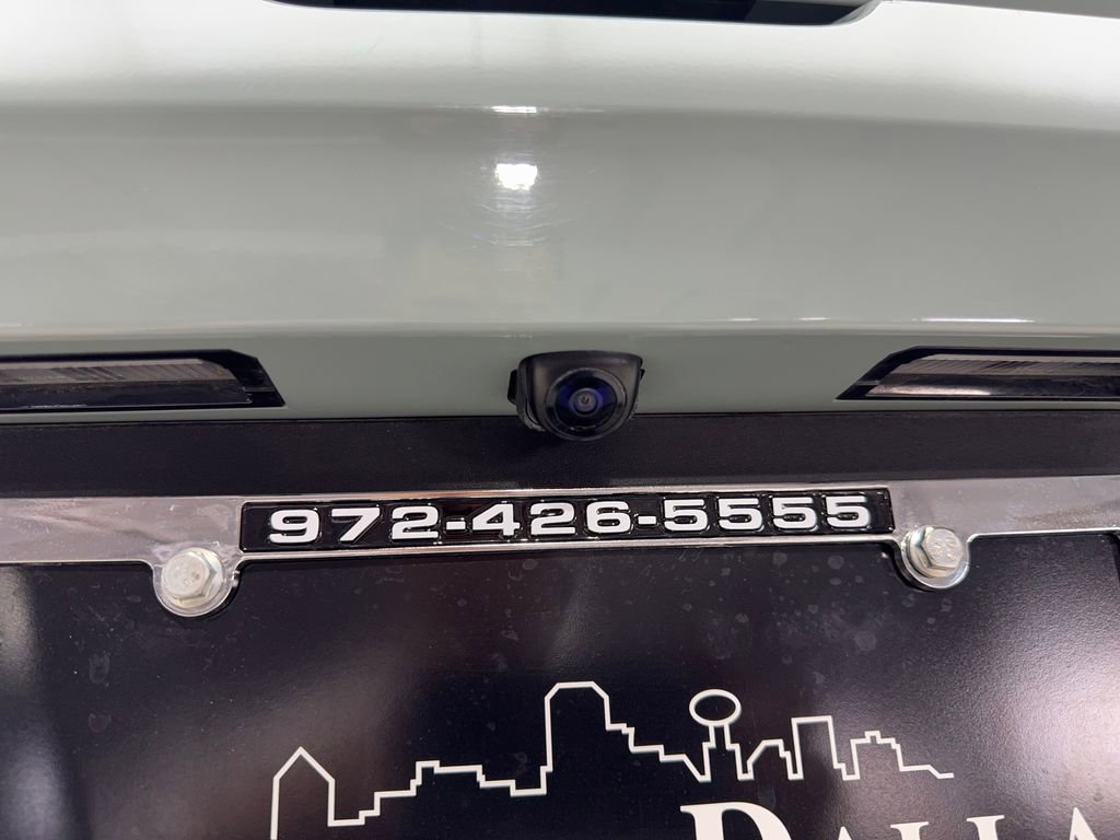 Used 2025 Hyundai Venue SEL image 21