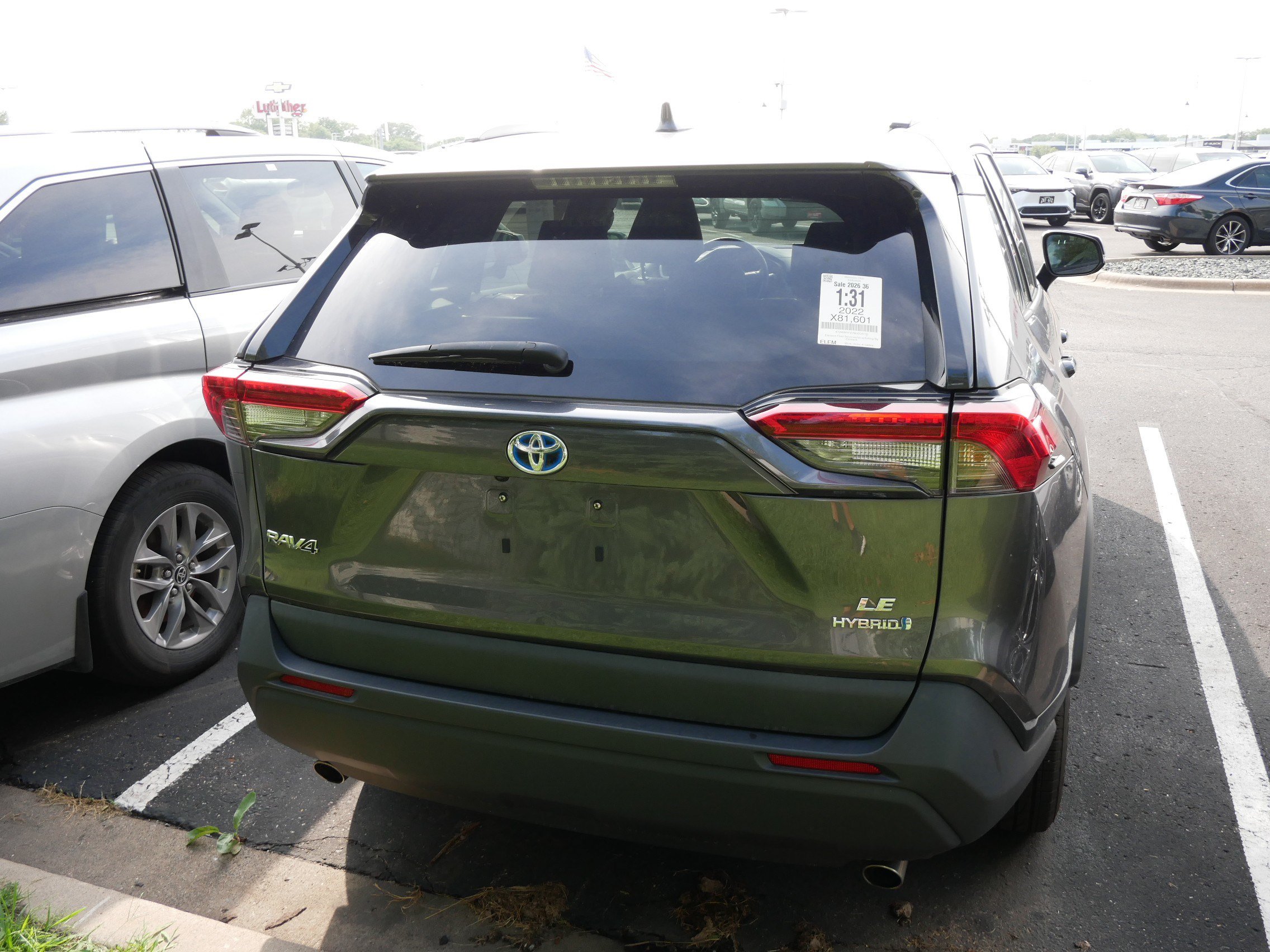 Certified 2022 Toyota RAV4 LE AWD/4WD image 6