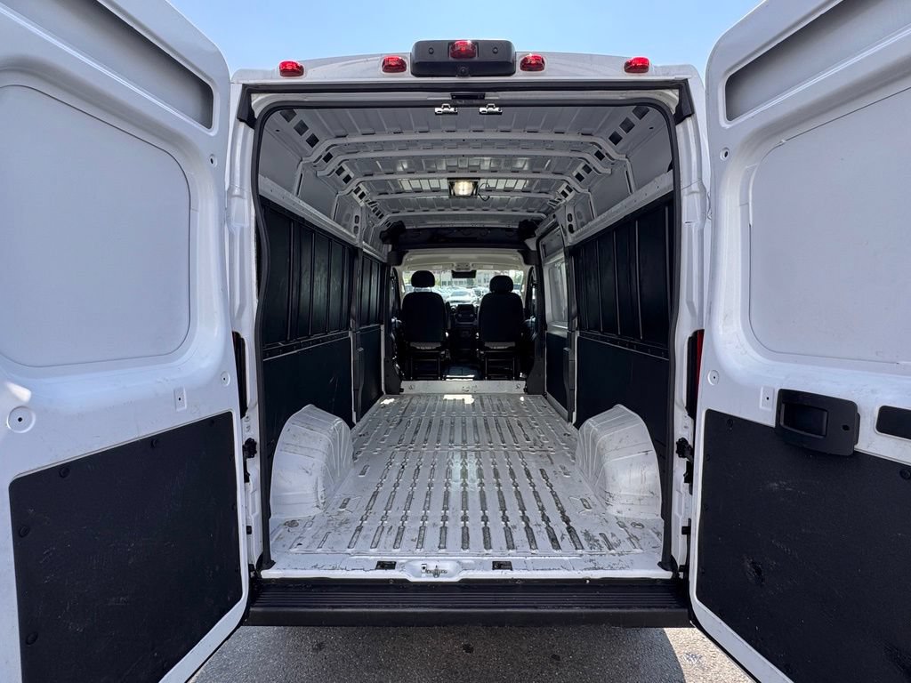 Used 2026 RAM ProMaster 2500 w/ Convenience Group FWD image 6