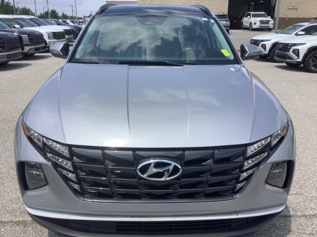 Used 2022 Hyundai Tucson SEL w/ Cargo Package AWD/4WD image 2