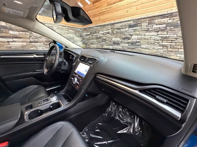 Used 2019 Ford Fusion Titanium AWD/4WD image 13