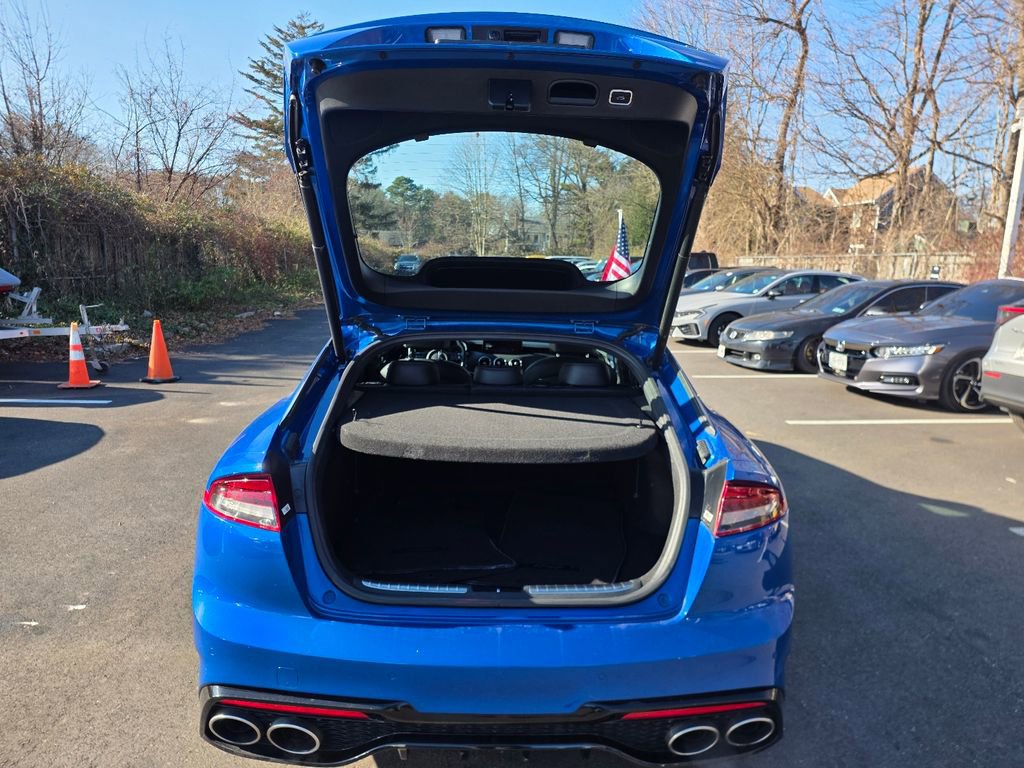 Used 2023 Kia Stinger GT2 image 32