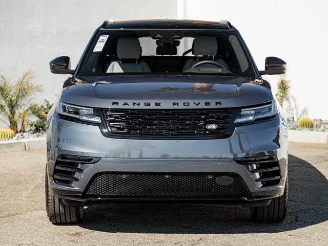 New 2026 Land Rover Range Rover Velar Dynamic SE image 3