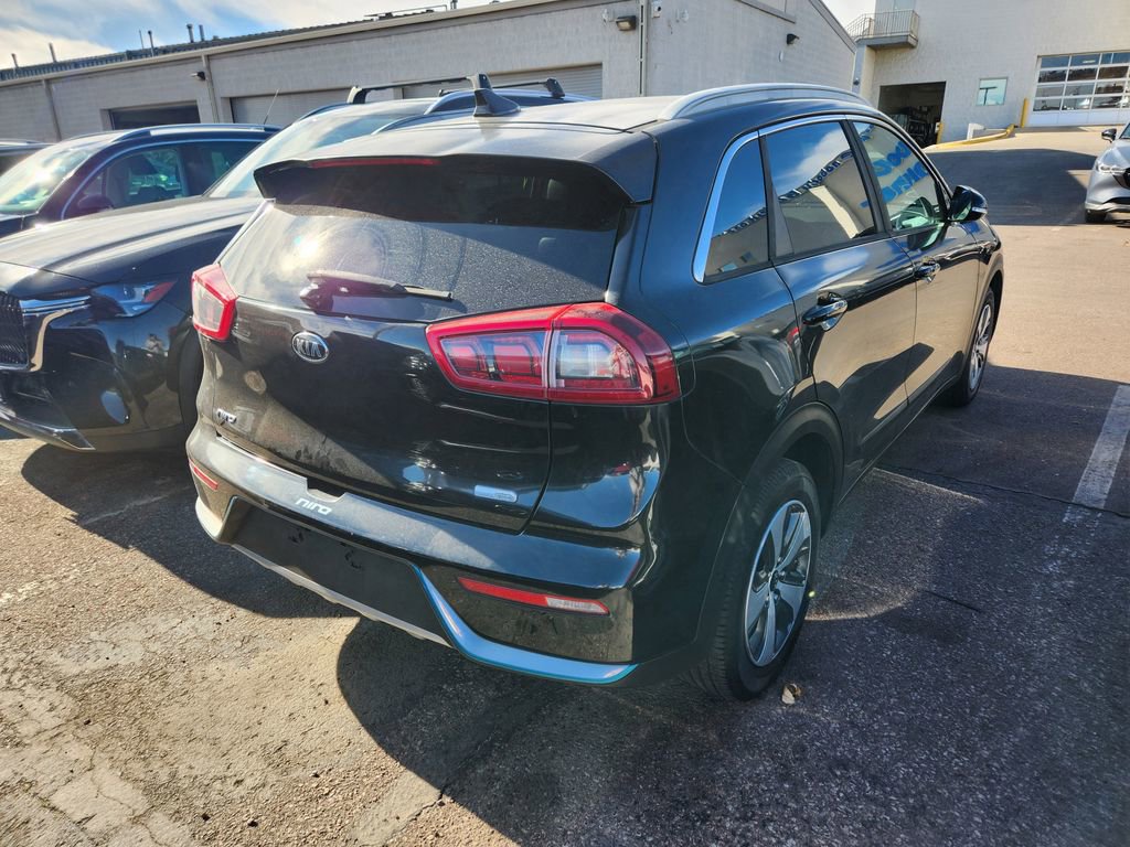 Used 2018 Kia Niro EX Premium image 5
