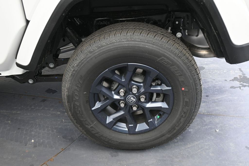 New 2026 Jeep Gladiator Sport AWD/4WD image 9
