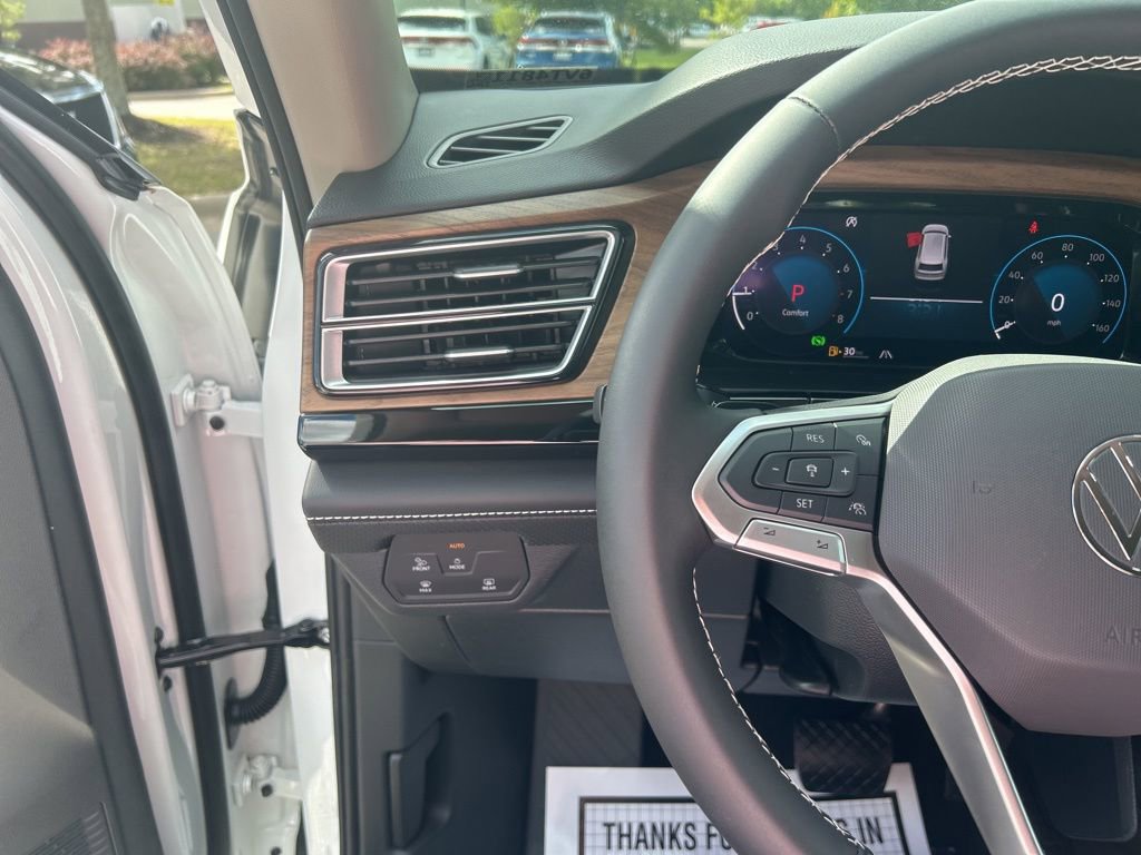 New 2026 Volkswagen Atlas SE image 14