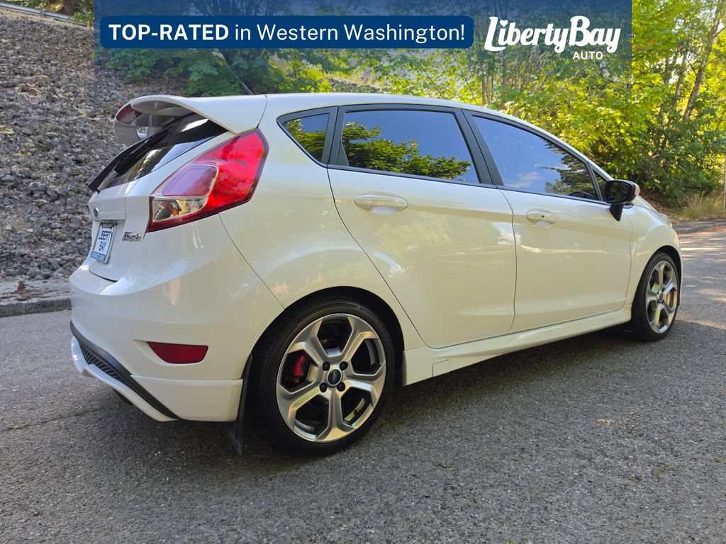 Used 2015 Ford Fiesta ST FWD image 5