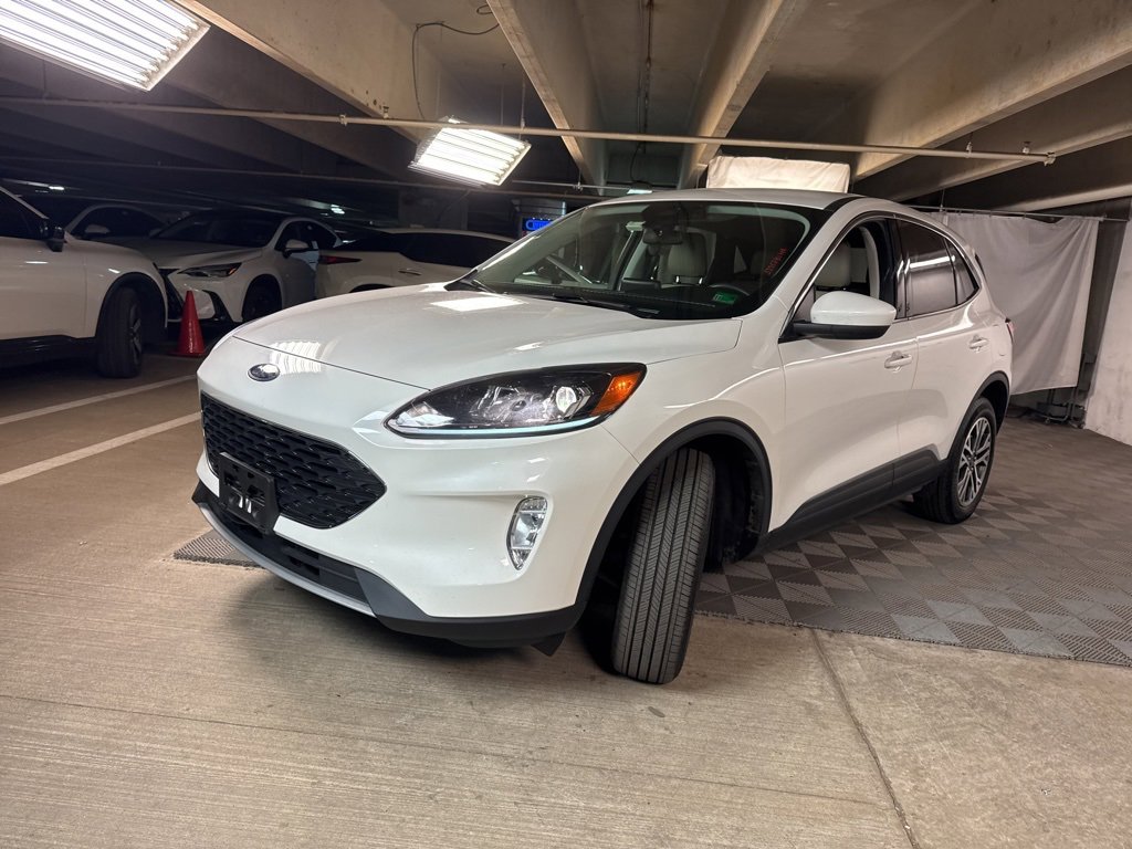 Used 2022 Ford Escape SEL image 3