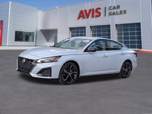 Used 2025 Nissan Altima 2.5 SR image 1